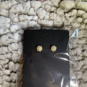 Hexagon Earring with Tiny Pearls